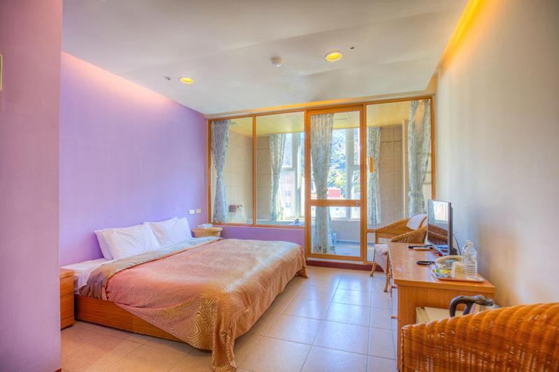 Crystal Hotel เหรินอ้าย ภายนอก รูปภาพ